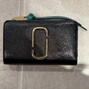 Marc Jacob’s Snapshot Compact Wallet